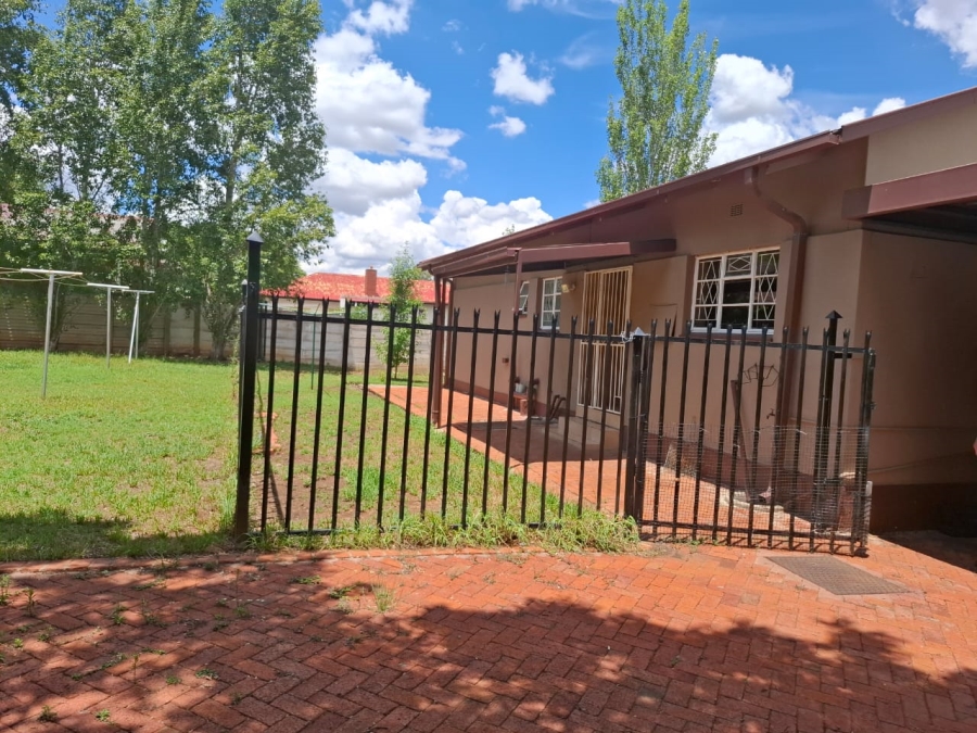 4 Bedroom Property for Sale in Bayswater Free State